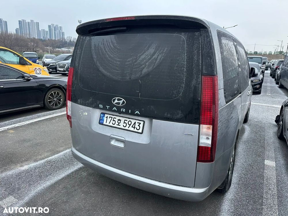 Hyundai Staria 2.2 CRDi Allrad Trend - 5