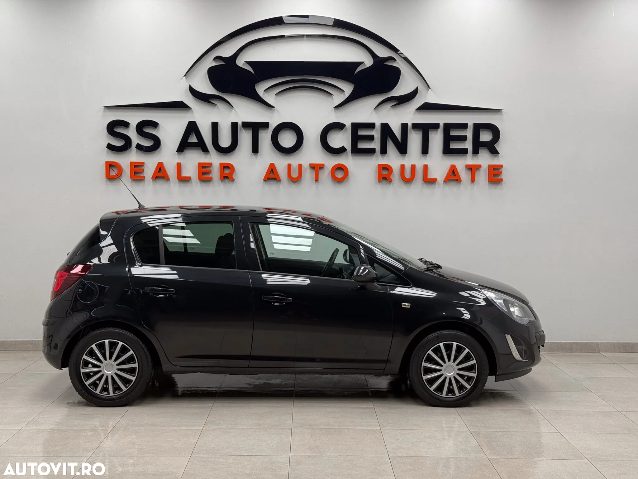 Opel Corsa 1.2 Essentia - 5