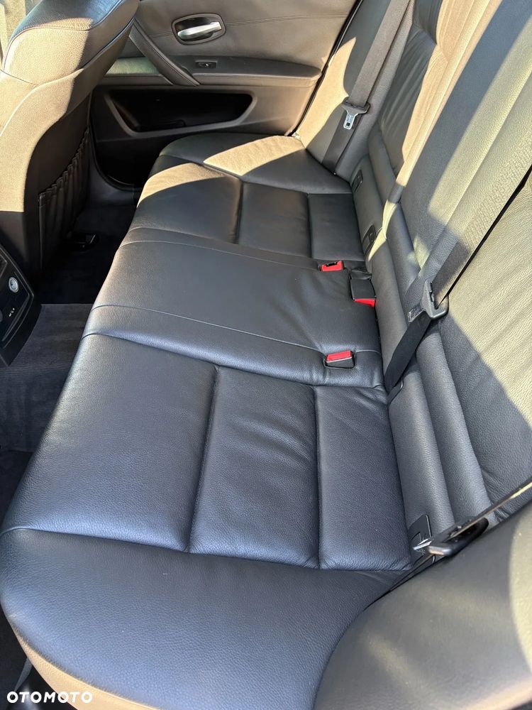 BMW Seria 5 520d - 8