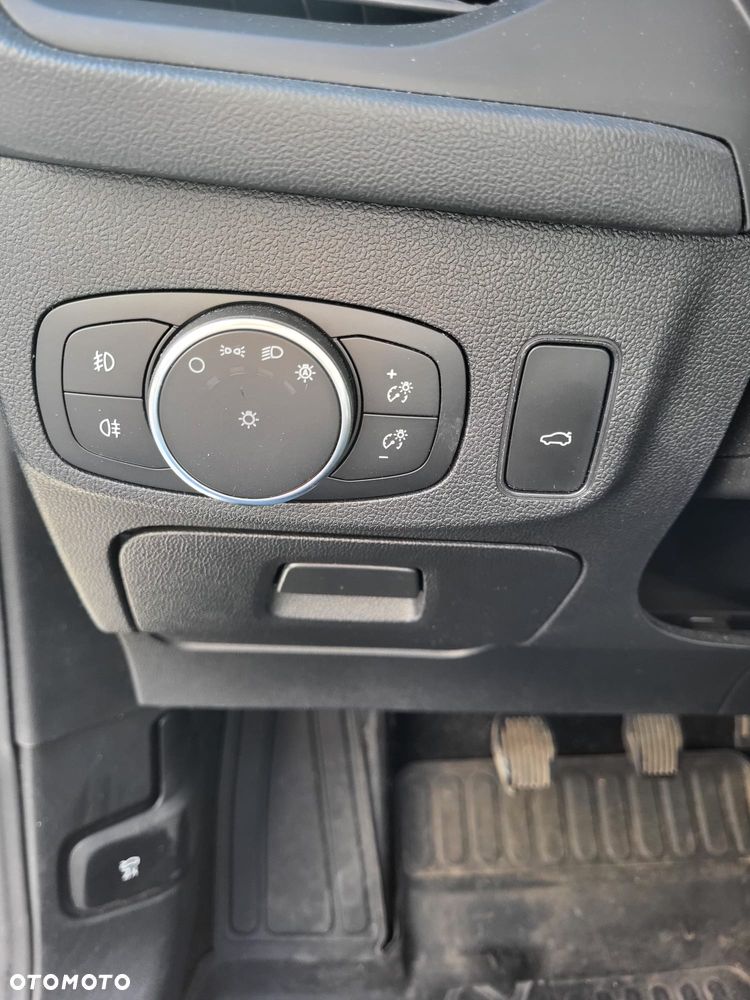 Ford Focus 1.5 EcoBoost Titanium ASS - 13