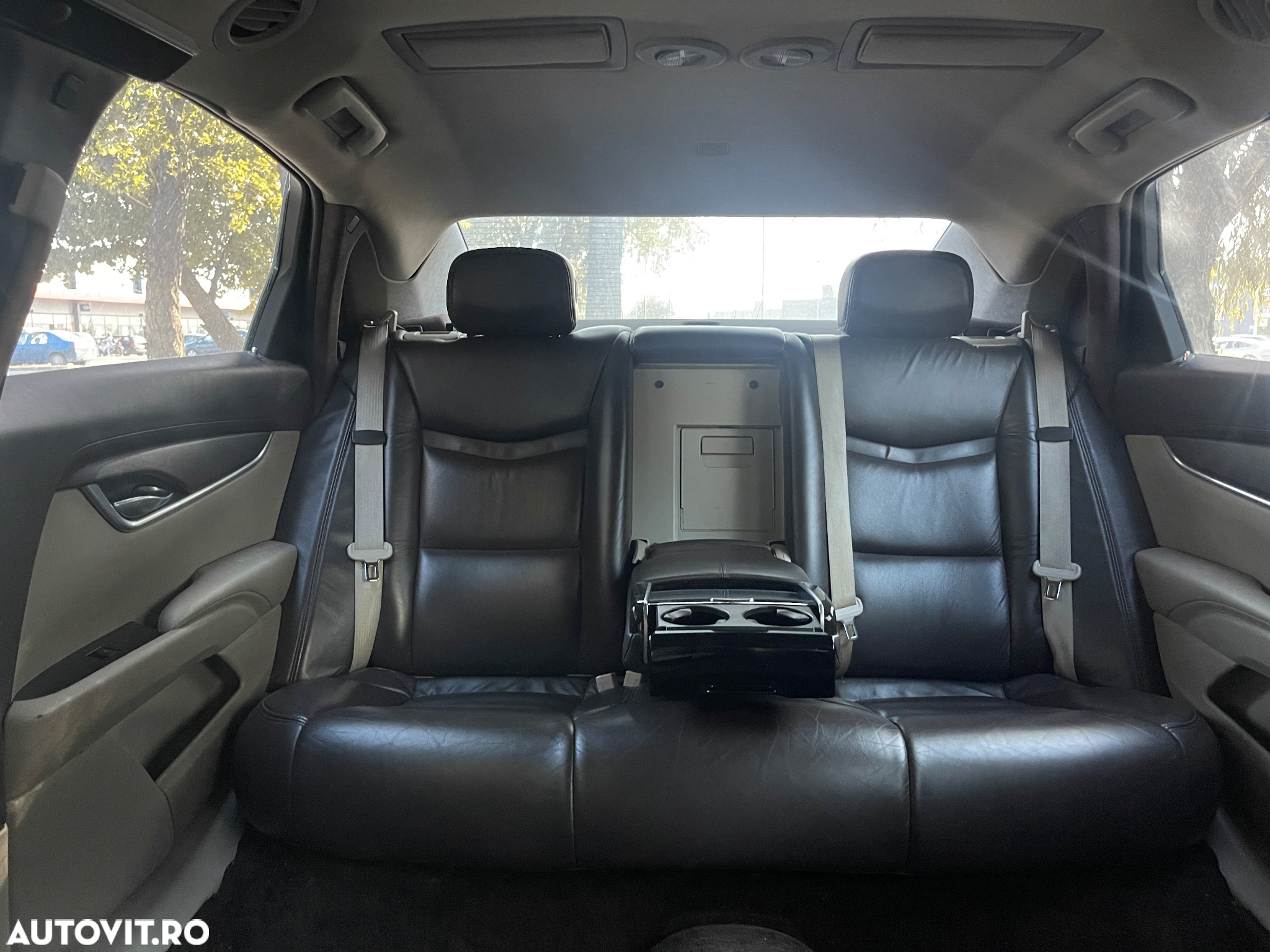 Cadillac XTS - 16