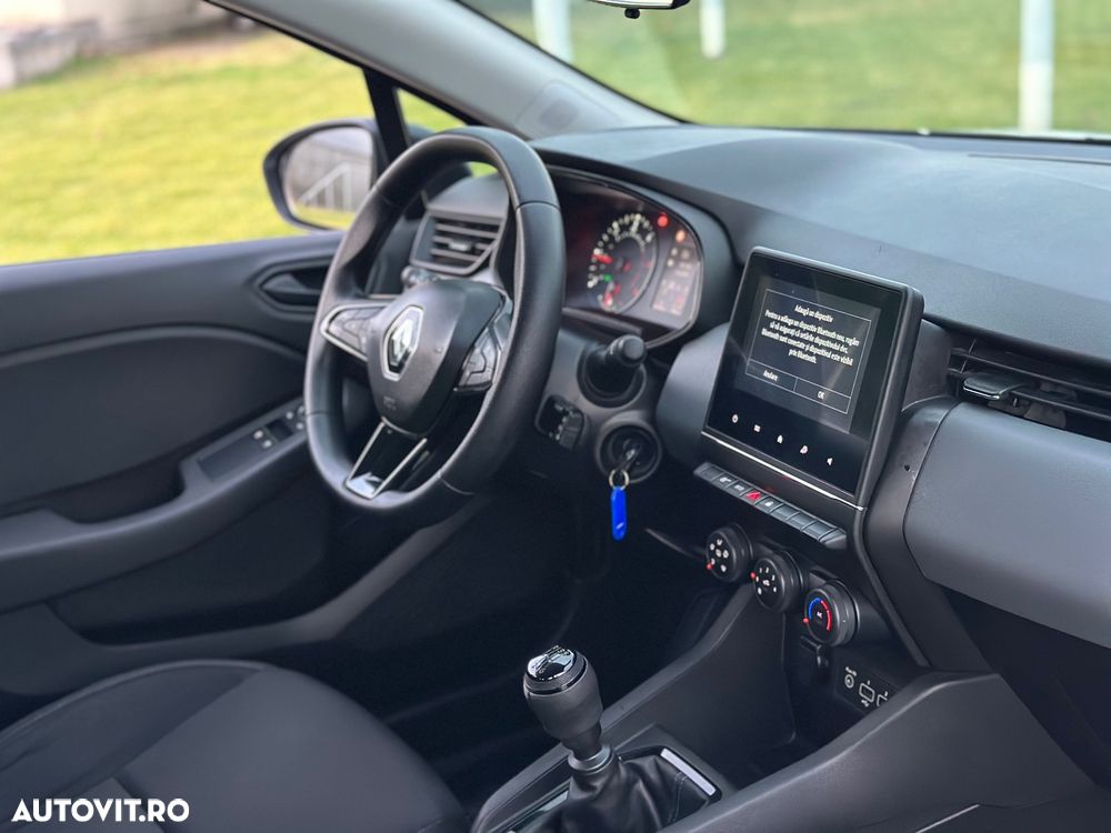 Renault Clio - 18