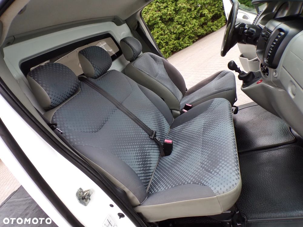 Renault TRAFIC LONG - 22