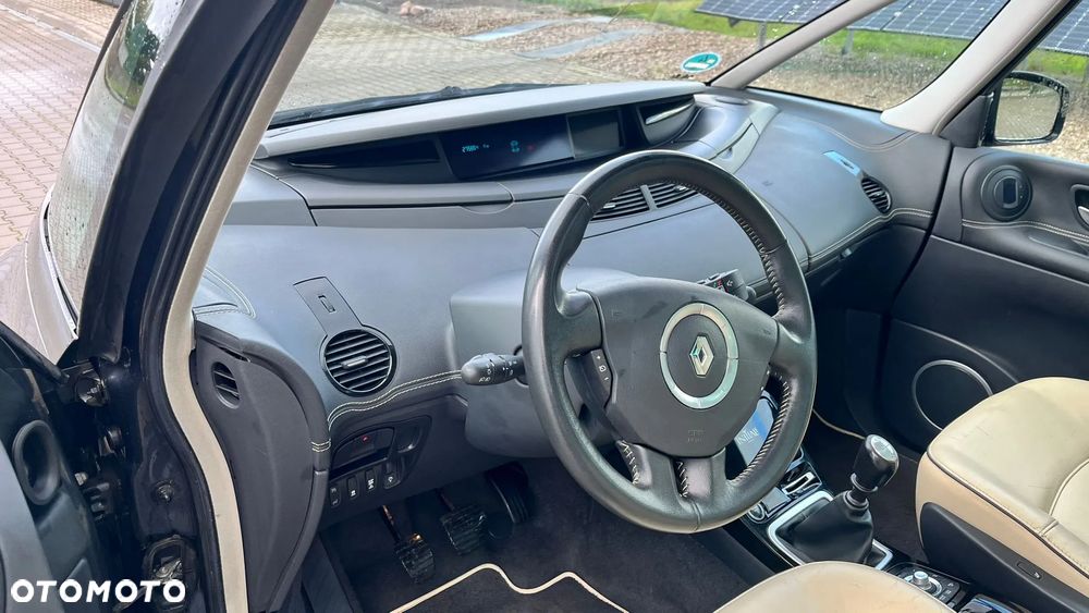Renault Grand Espace 2.0 dCi FAP Initiale - 10