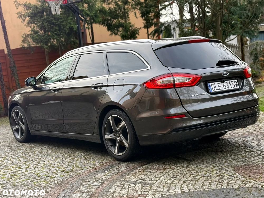 Ford Mondeo 2.0 TDCi Titanium - 37