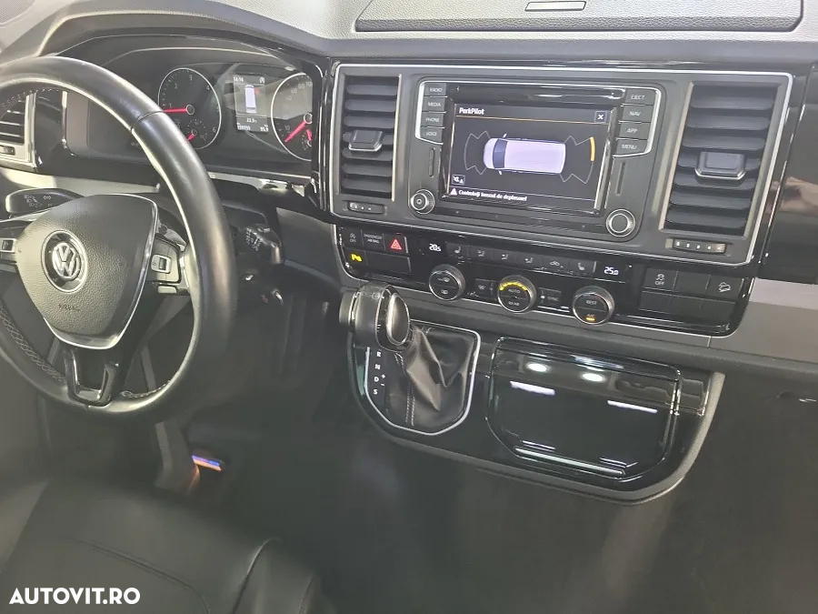 Volkswagen Multivan - 5