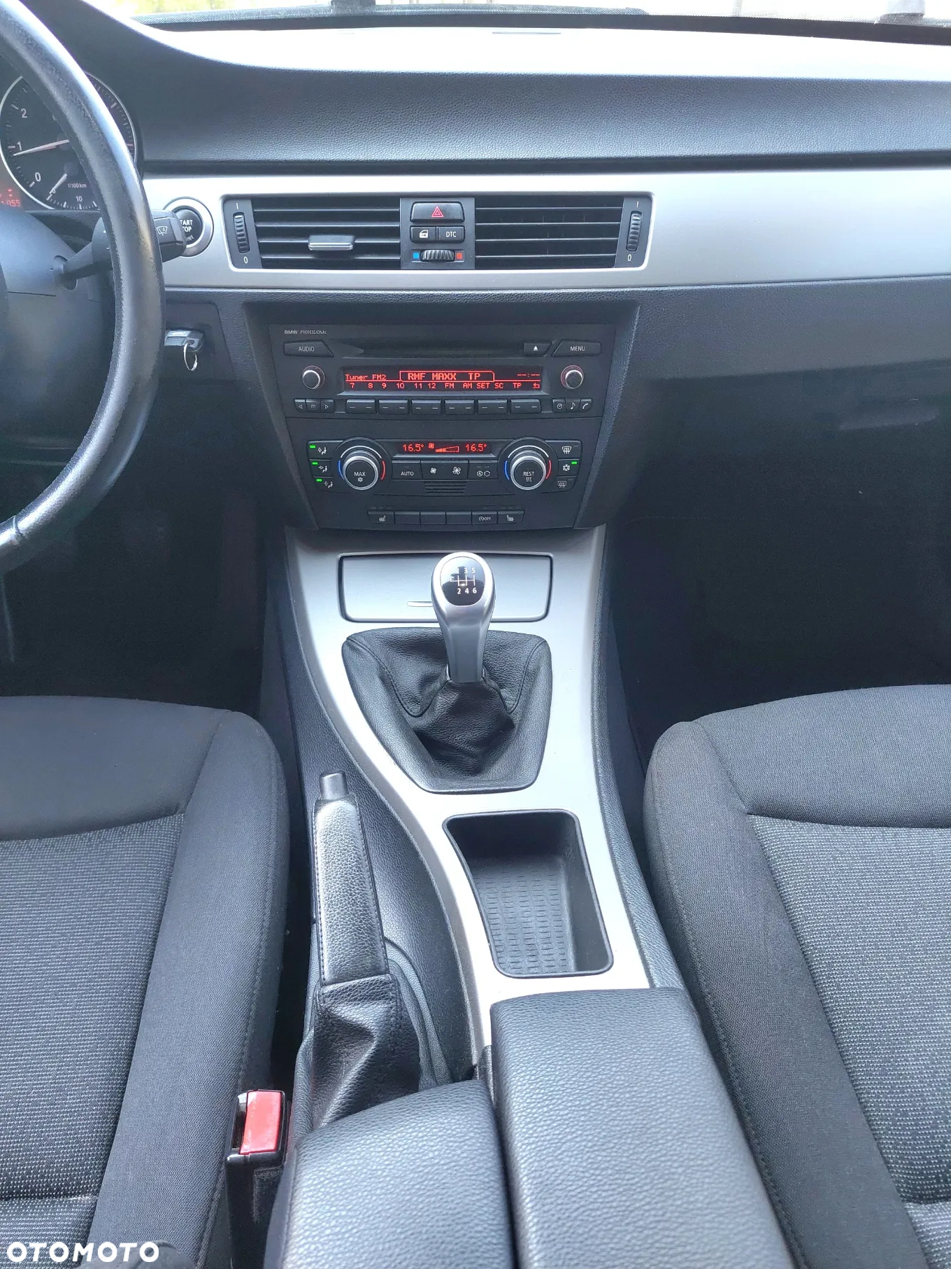 BMW Seria 3 318i Touring Edition Sport - 13