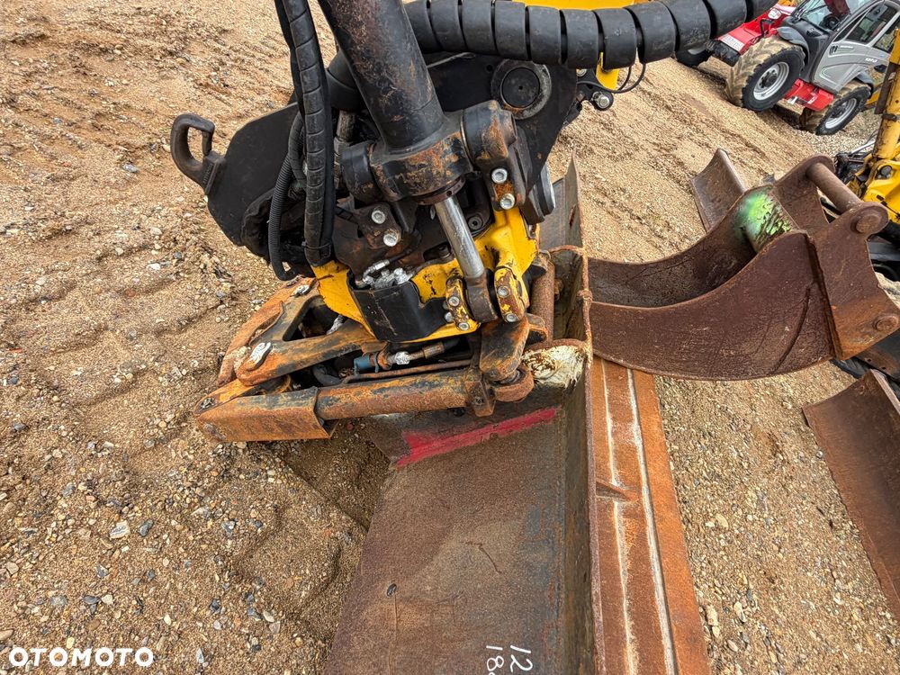 Komatsu PC55MR-5 - 4