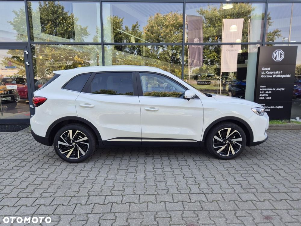 MG ZS - 6