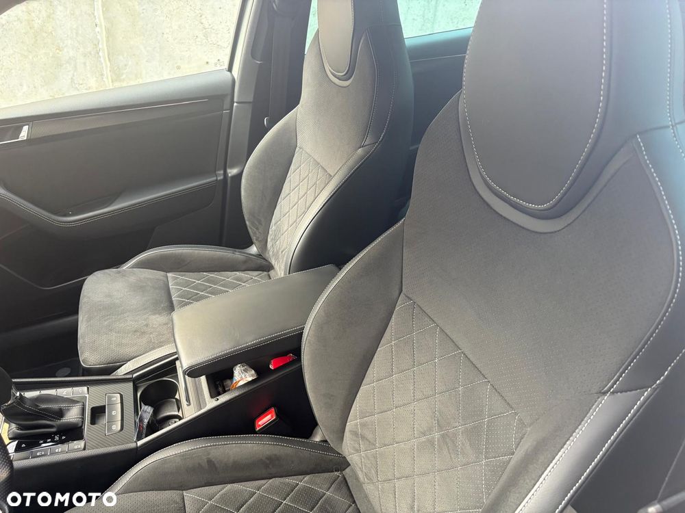 Skoda Superb 2.0 TSI 4x4 Sportline DSG - 16