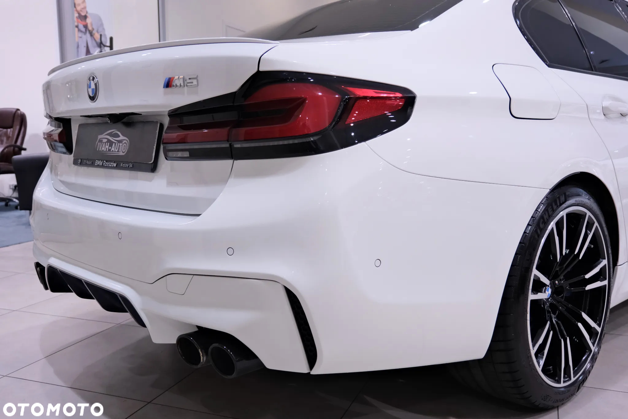 BMW M5 Standard - 11