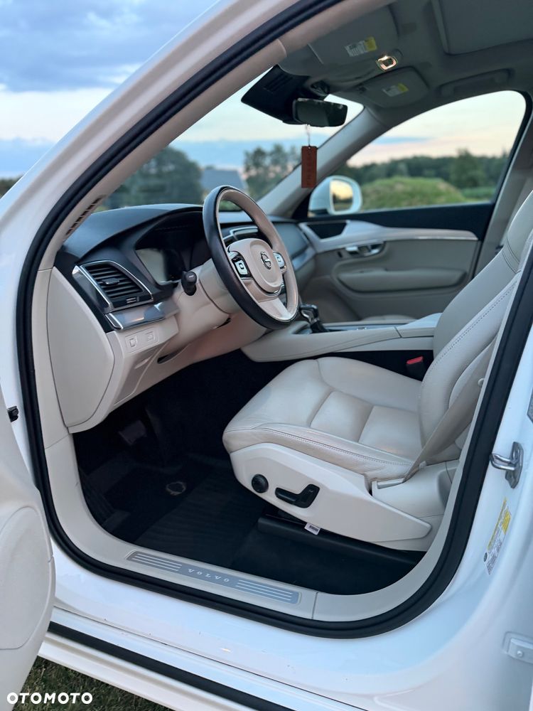 Volvo XC 90 T6 AWD Geartronic Momentum - 13
