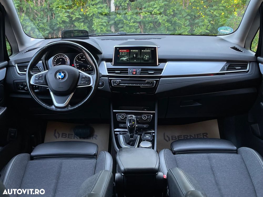 BMW Seria 2 218d Sport-Aut. Sport Line - 3