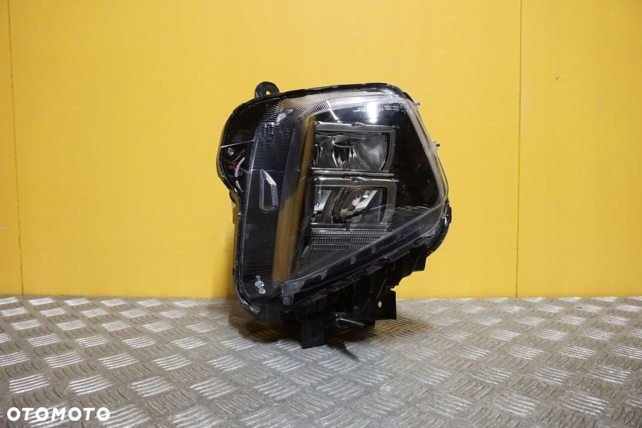 HYUNDAI TUCSON 2021- REFLEKTOR LAMPA FULL LED PRAWA (J15R) USA - 1