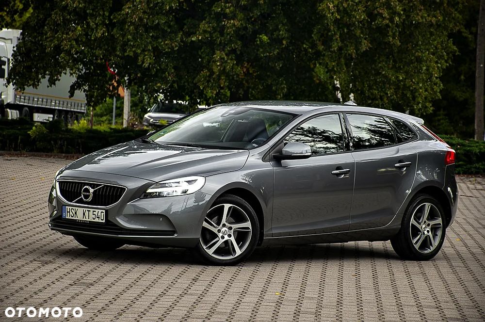 Volvo V40 D2 Drive-E Momentum - 5