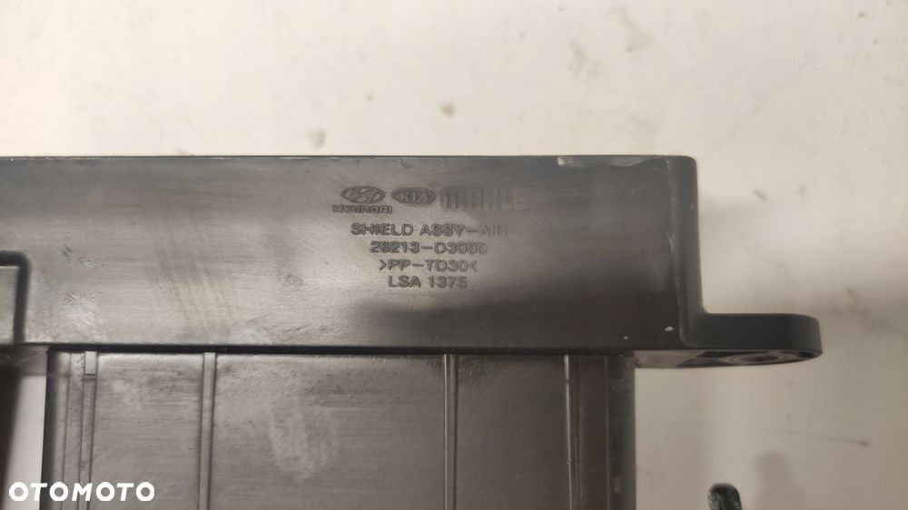 WLOT ŁAPACZ POWIETRZA KIEROWNICA POWIETRZA HYUNDAI TUCSON II 28220-D3000 - 3