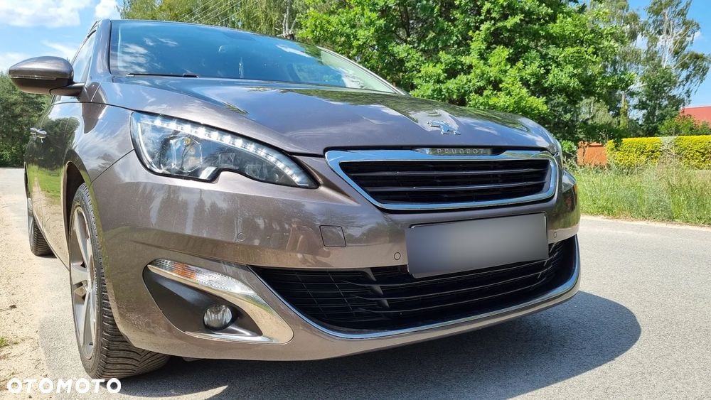 Peugeot 308 1.2 PureTech Allure S&S - 8