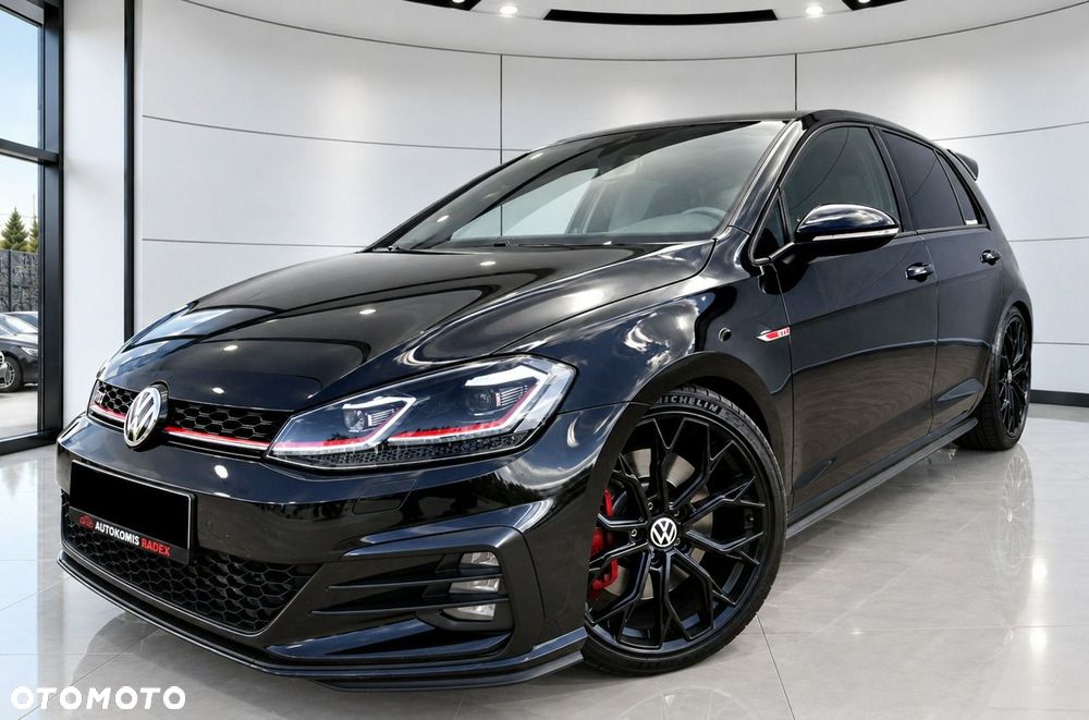 Volkswagen Golf - 40