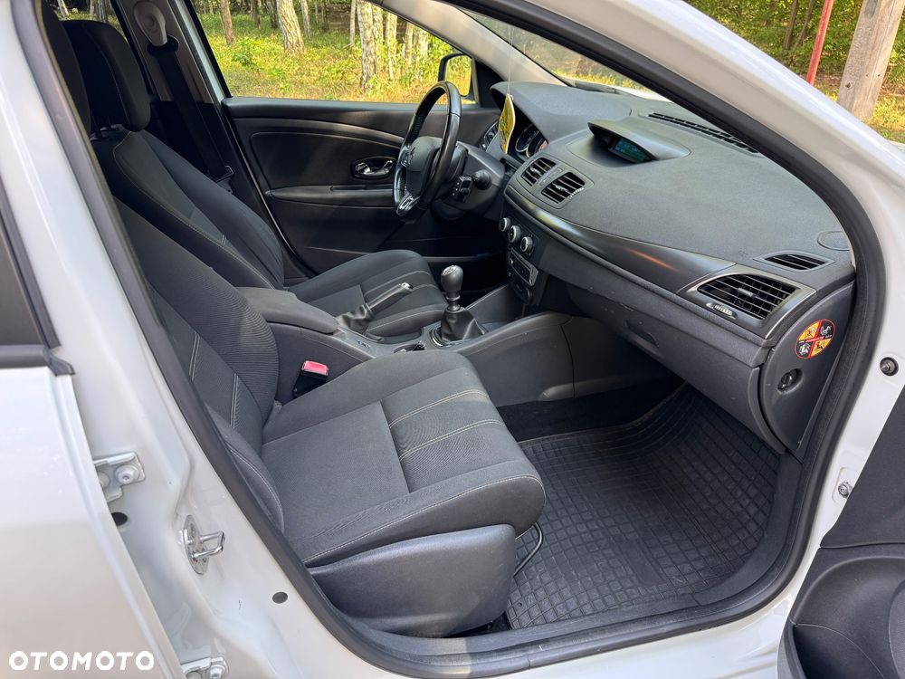 Renault Megane 1.5 dCi Energy Life EU6 - 24