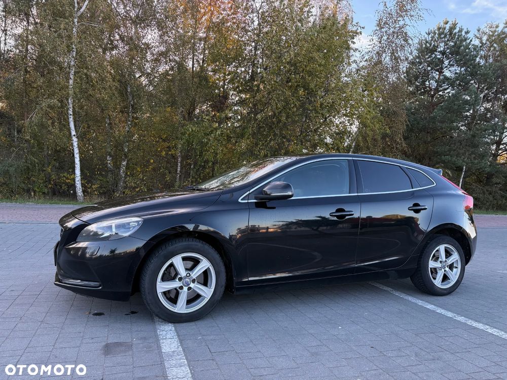 Volvo V40 D3 Momentum - 8