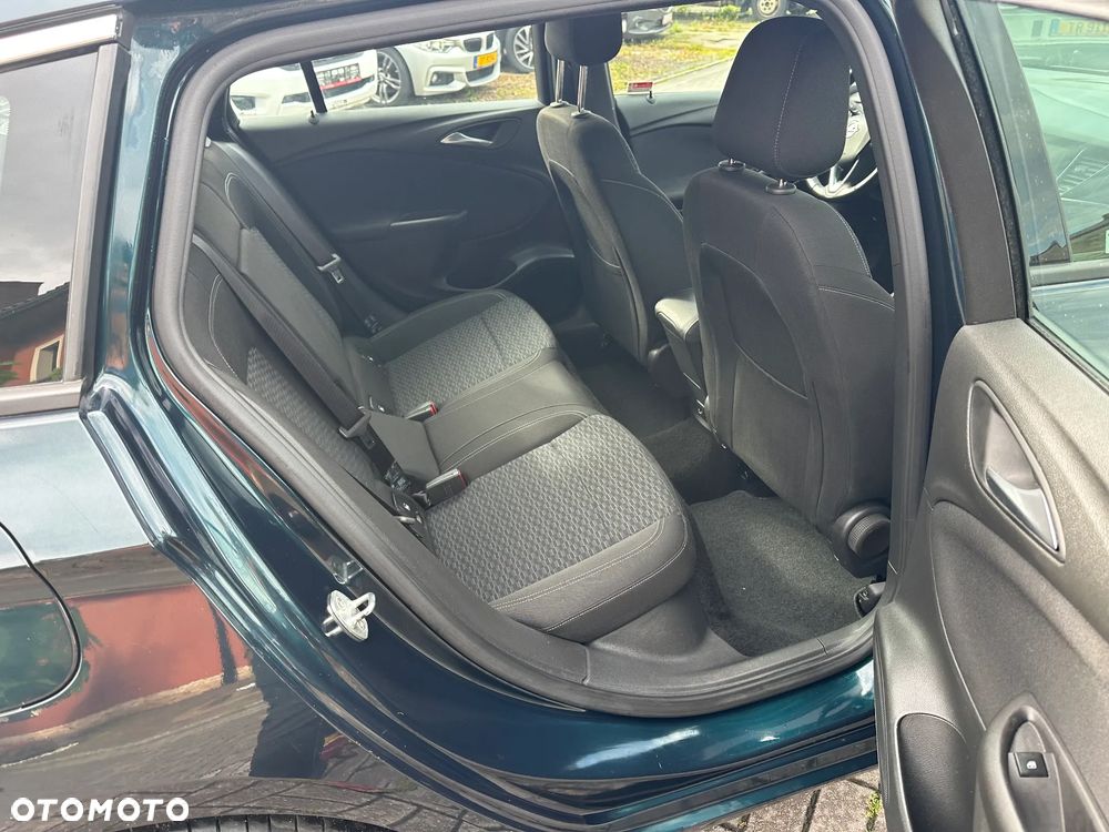 Opel Astra - 11