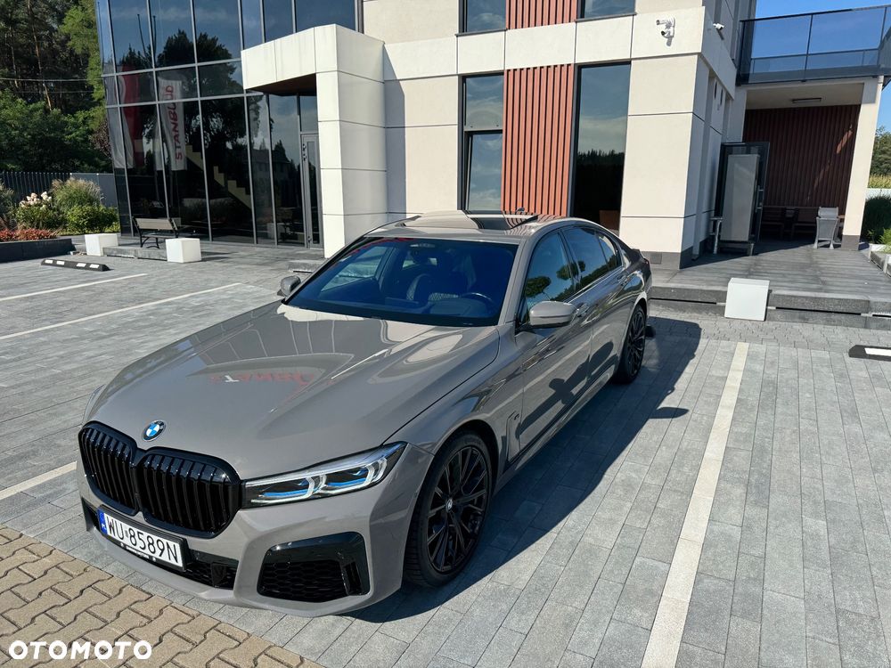 BMW Seria 7 740d xDrive sport - 40
