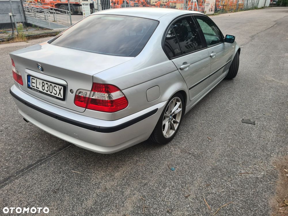 BMW Seria 3 318i - 3