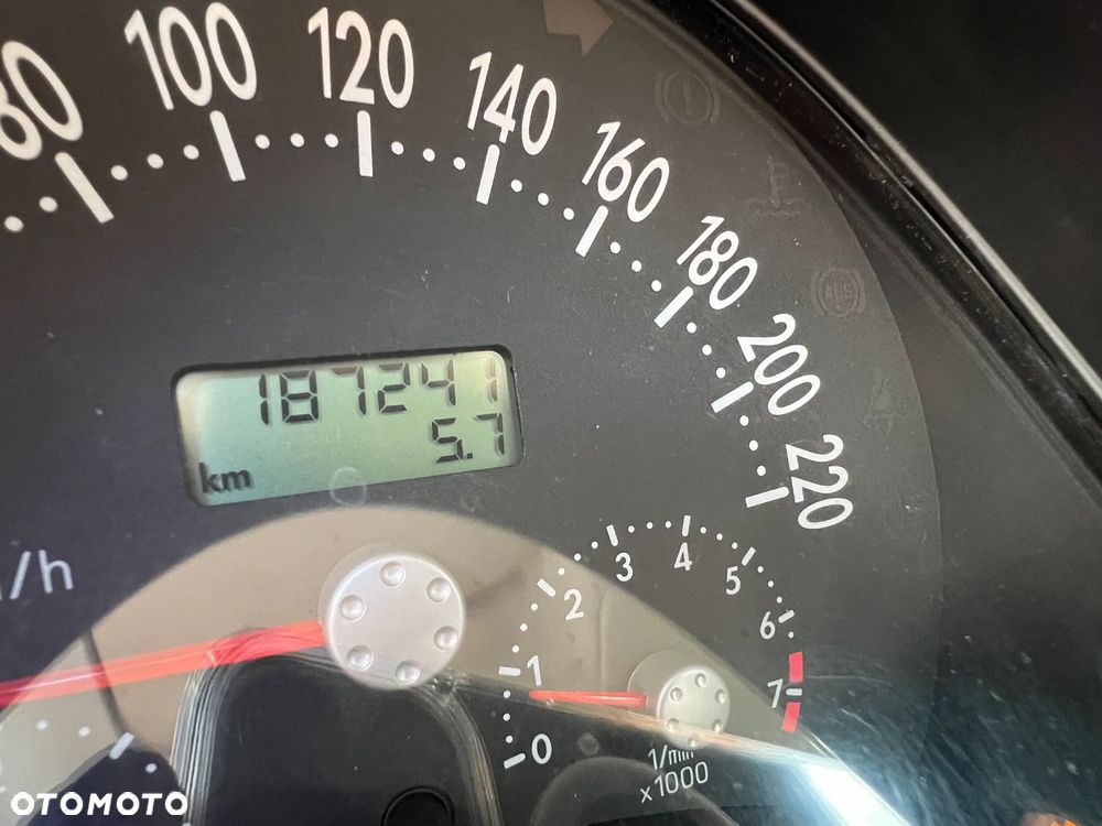 Volkswagen New Beetle 2.0 - 16