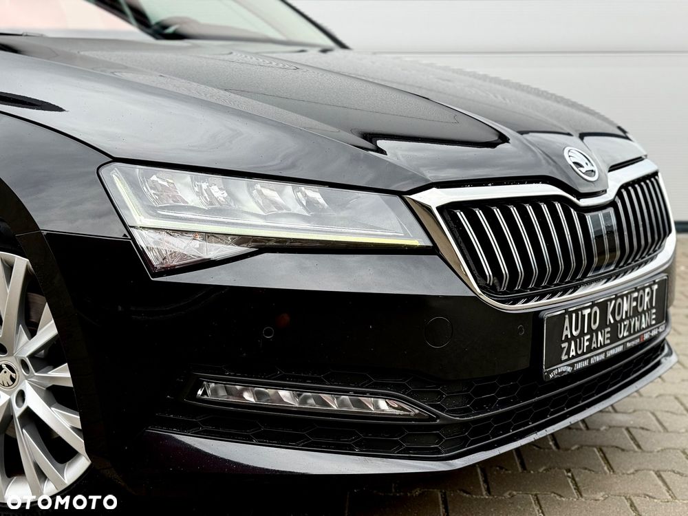 Skoda Superb 2.0 TDI DSG Premium Edition - 11