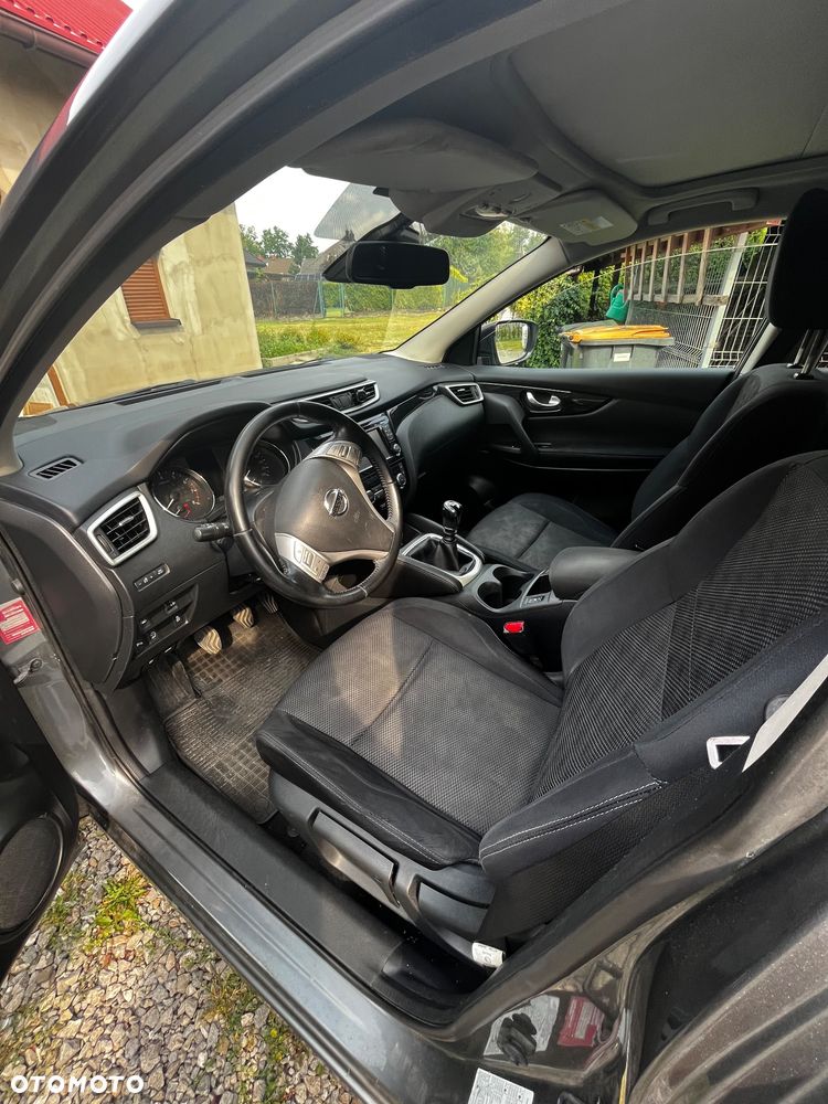 Nissan Qashqai 1.2 DIG-T Tekna EU6 - 9