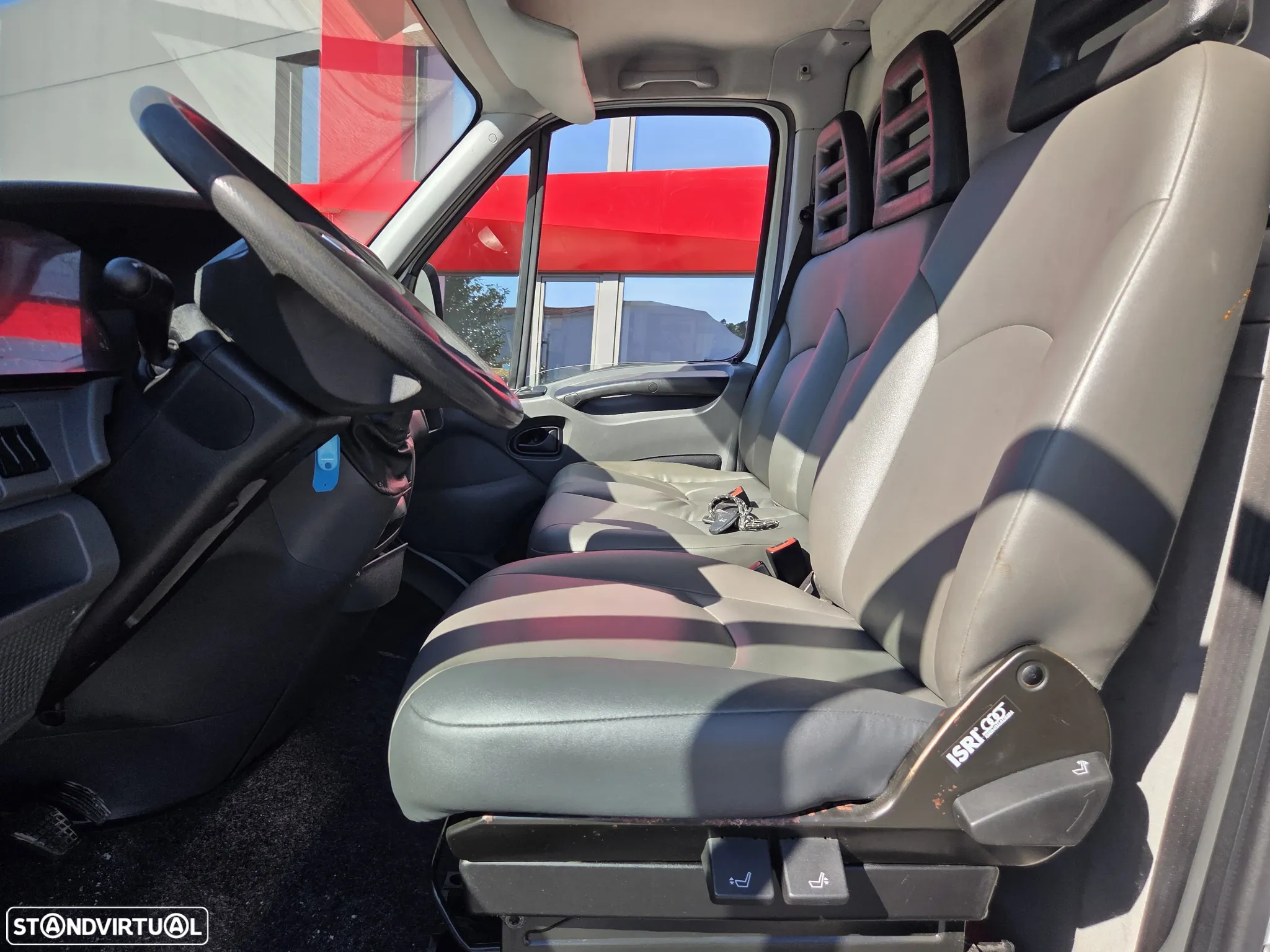 Iveco Daily 35C15 3500kgs Tribasculante - 9
