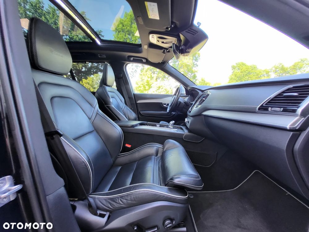 Volvo XC 90 - 20