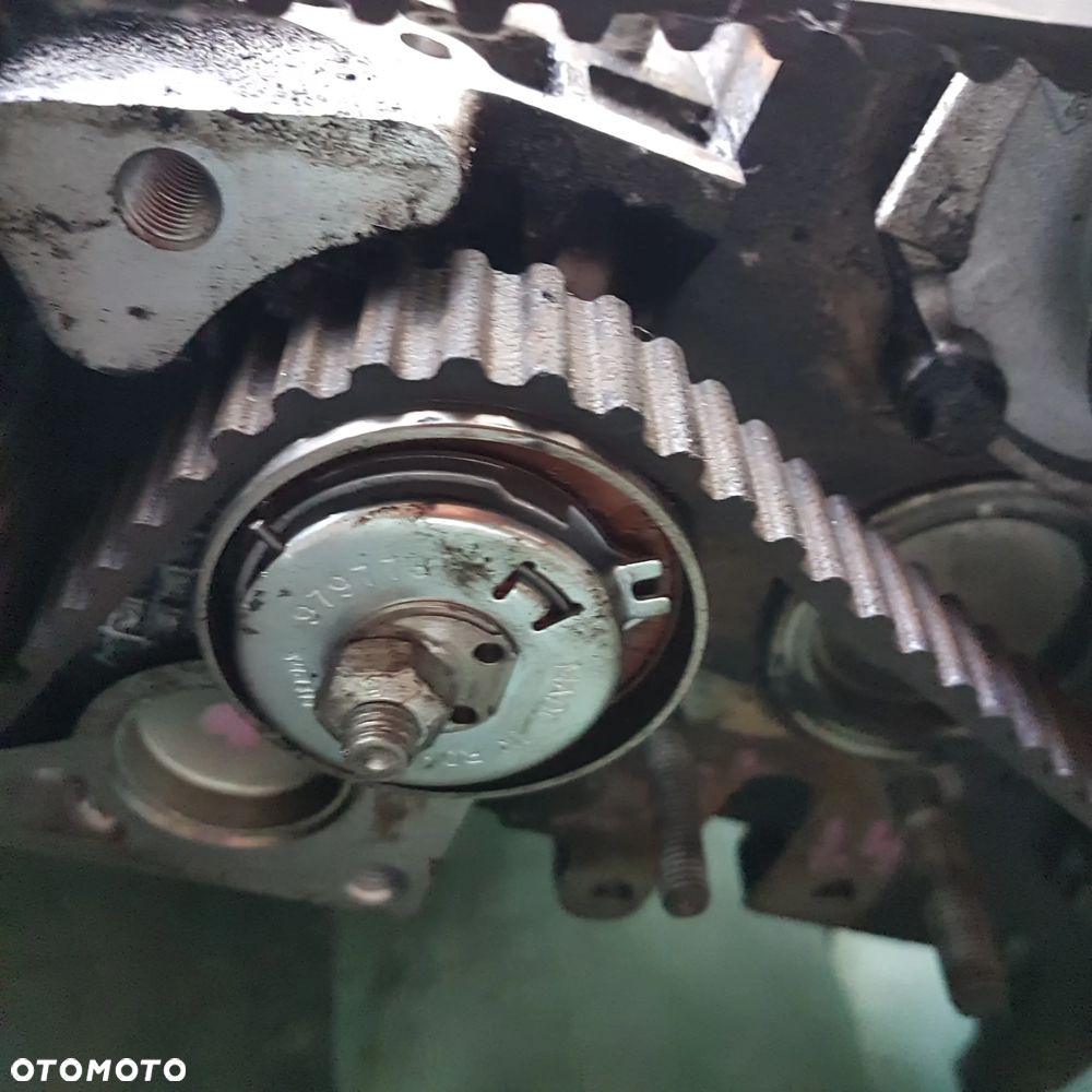 podpora wałka mostek koło pasowe wału klin miska smok oleju  fiat 500 grande punto evo doblo fiorino panda ford ka lancia musa idea ypsilon 1.2 1.4 - 18