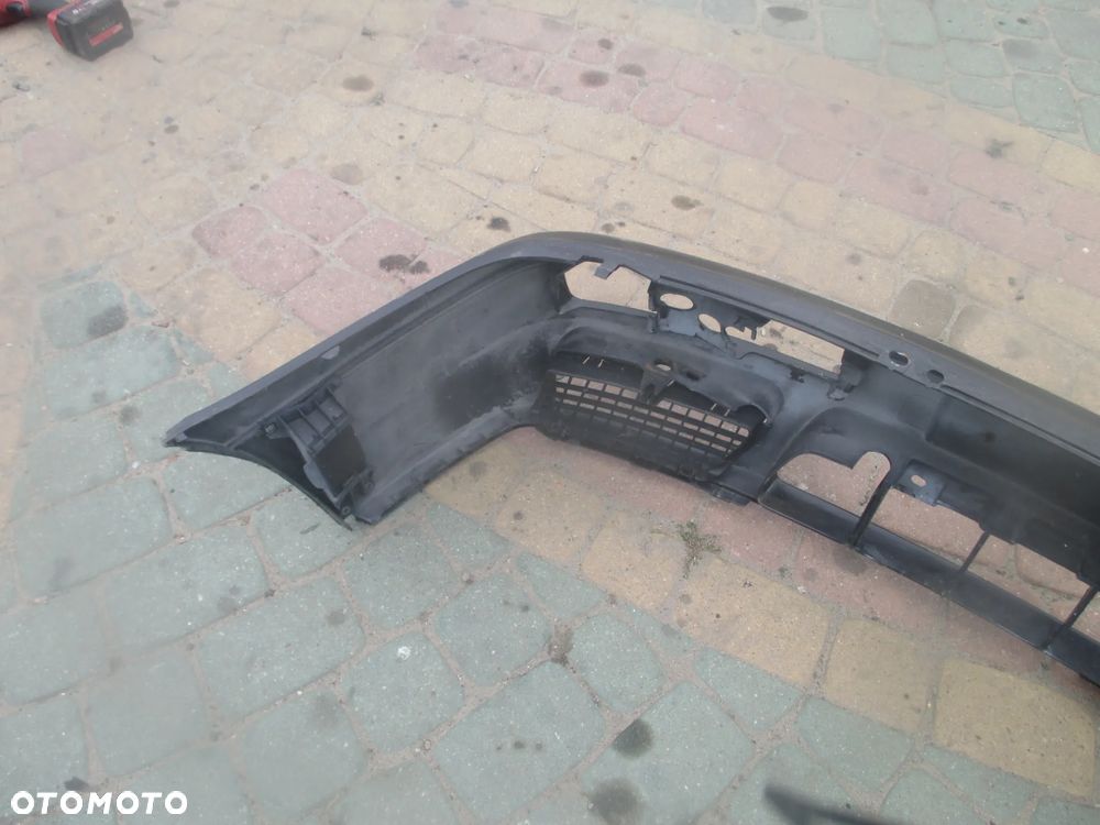 zderzak VW Vento - 6