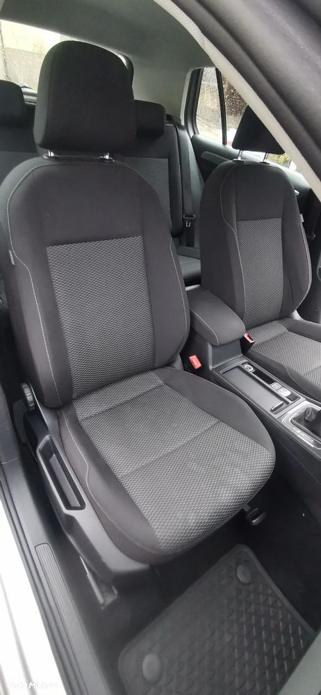 Volkswagen Golf VII 1.0 TSI BMT Trendline - 16