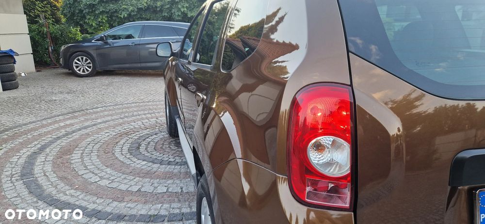 Dacia Duster 1.6 16V 105 4x2 Prestige - 11