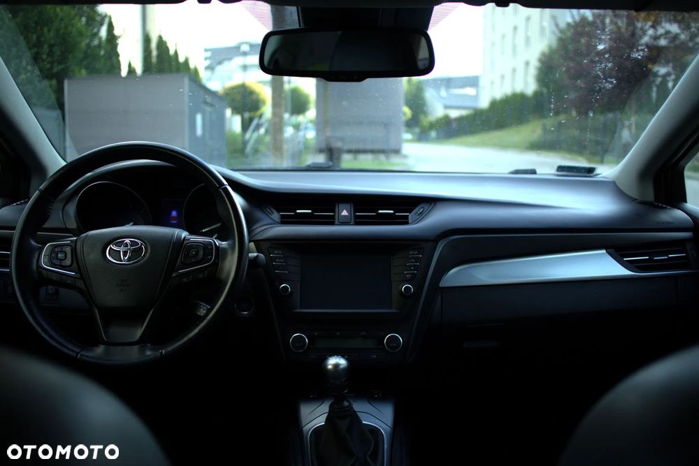 Toyota Avensis 2.0 D-4D Prestige - 9