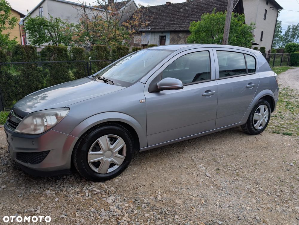 Opel Astra 1.4 Essentia - 3