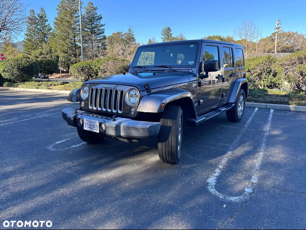 Jeep Wrangler Unlimited 3.6 Automatik Sahara - 11
