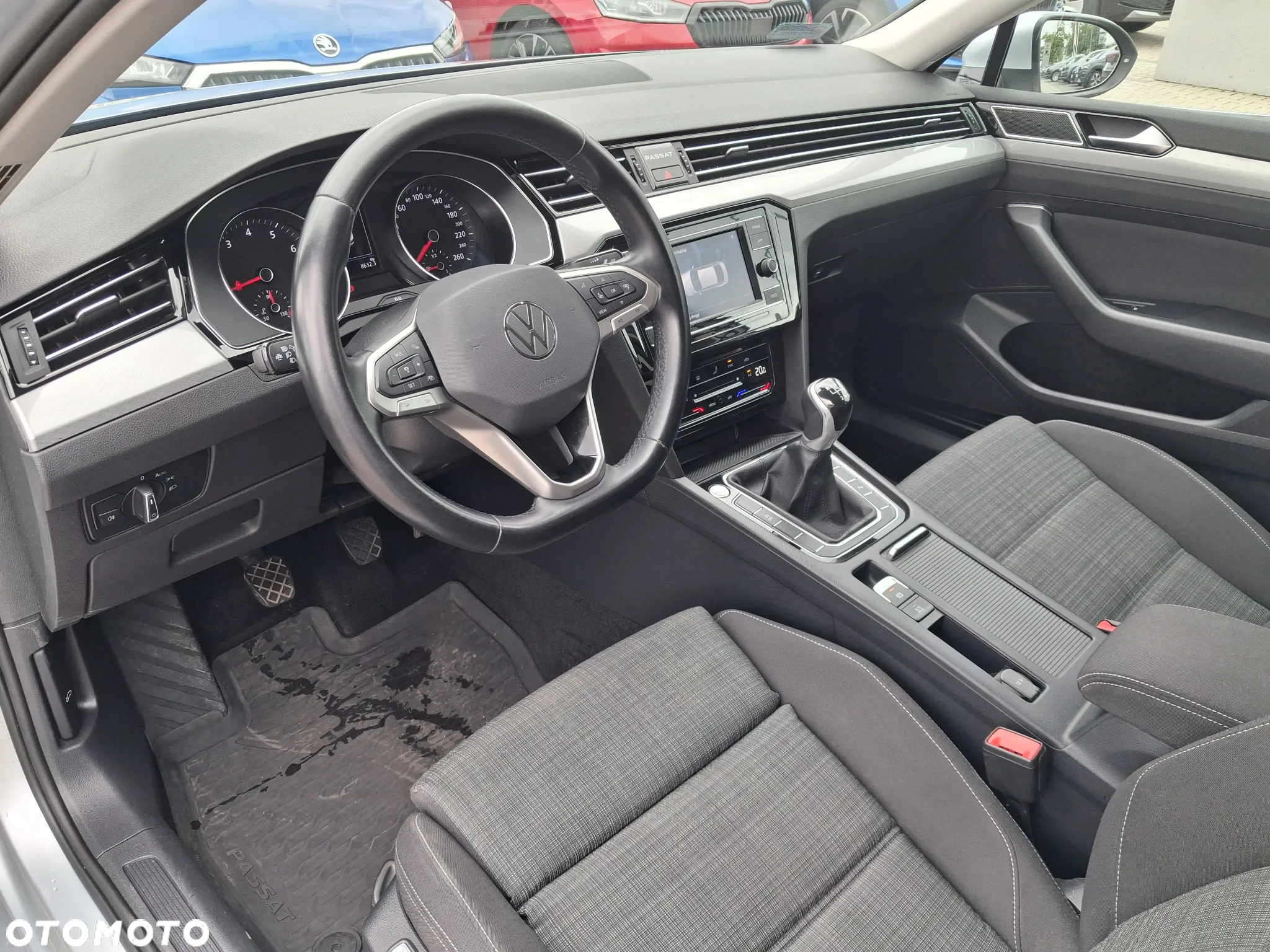Volkswagen Passat 1.5 TSI EVO Business - 10