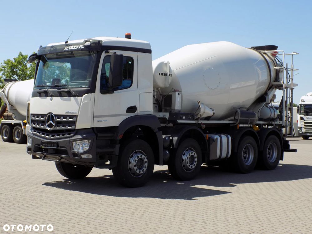 Mercedes-Benz 3240 AROCS/LIEBHERR/ - 1