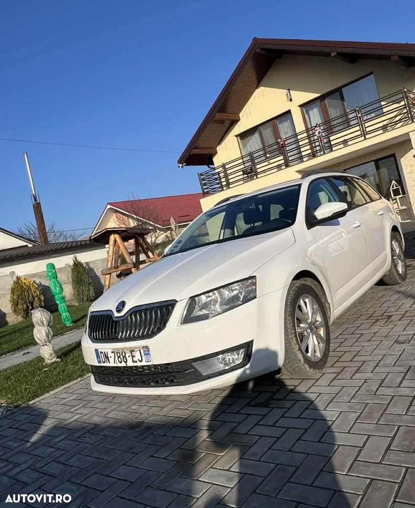 Skoda Octavia 1.6 TDI Ambiente 4x4 - 1