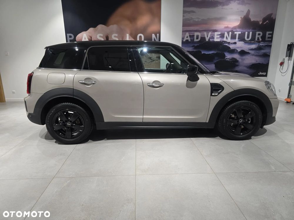 MINI Countryman Cooper Classic Trim - 17