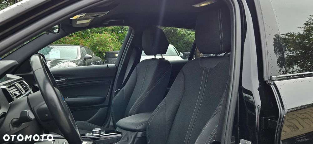 BMW Seria 1 118i GPF Sport Line - 25