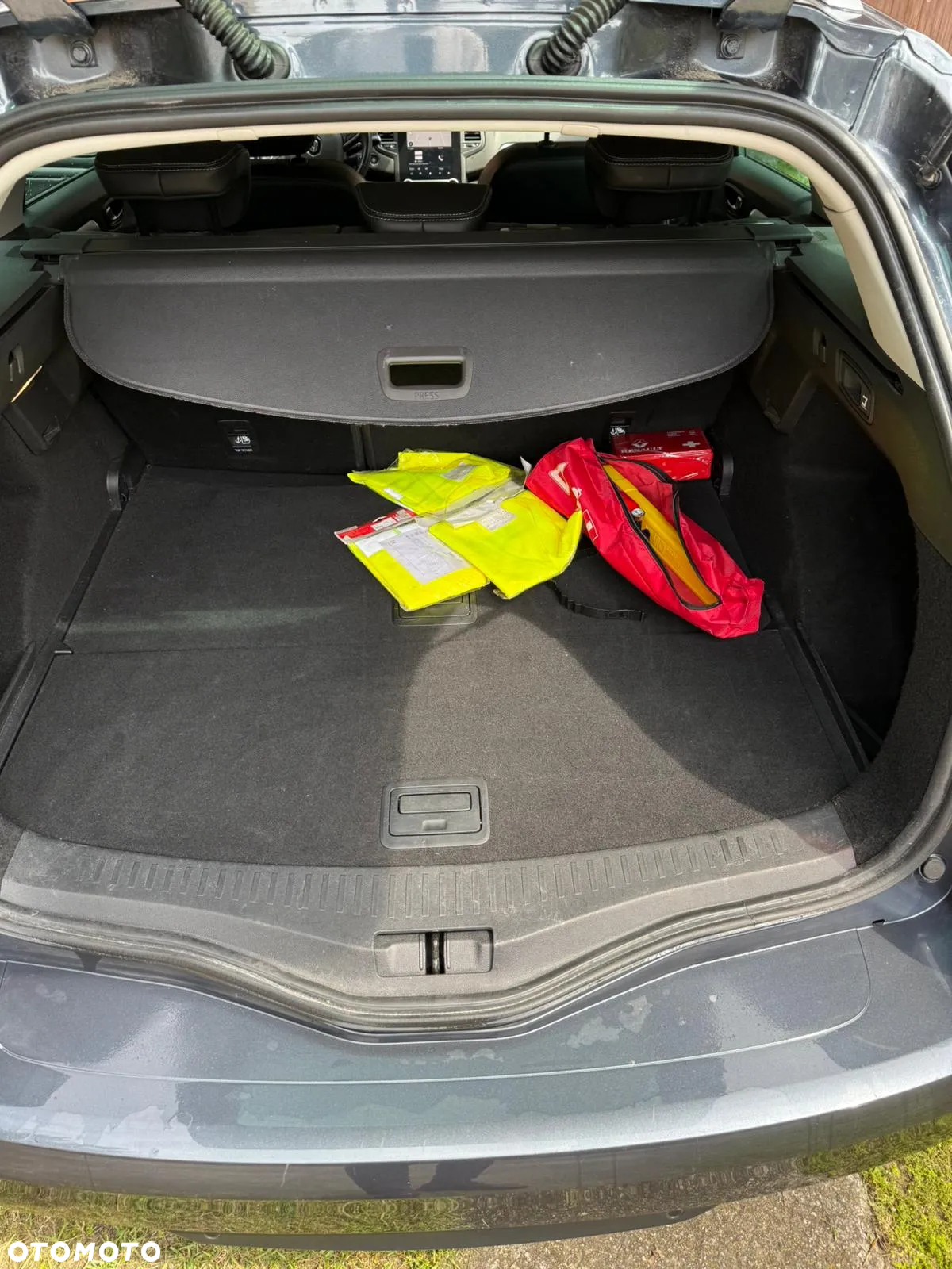 Renault Megane 1.3 TCe Techno EDC - 8