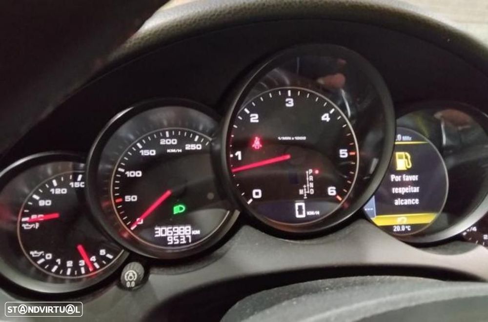 Porsche Cayenne - 5