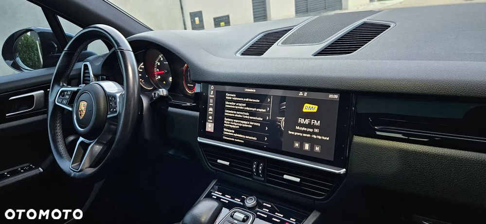 Porsche Cayenne S - 28