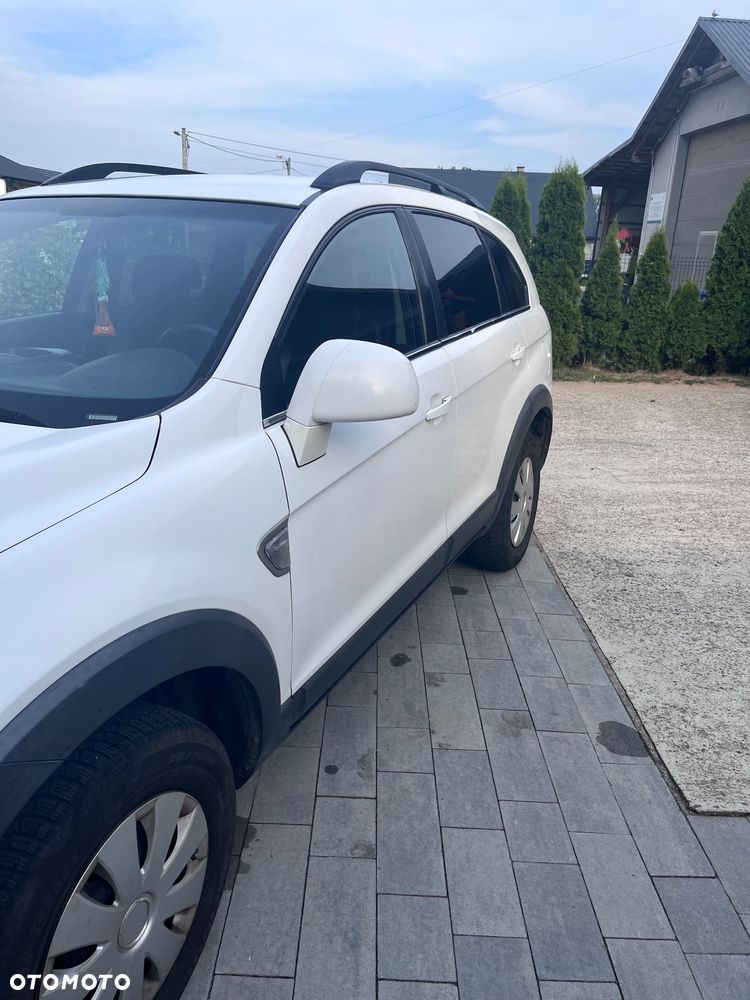 Chevrolet Captiva 2.0 2WD 7 Sitzer LS Family Edition - 3