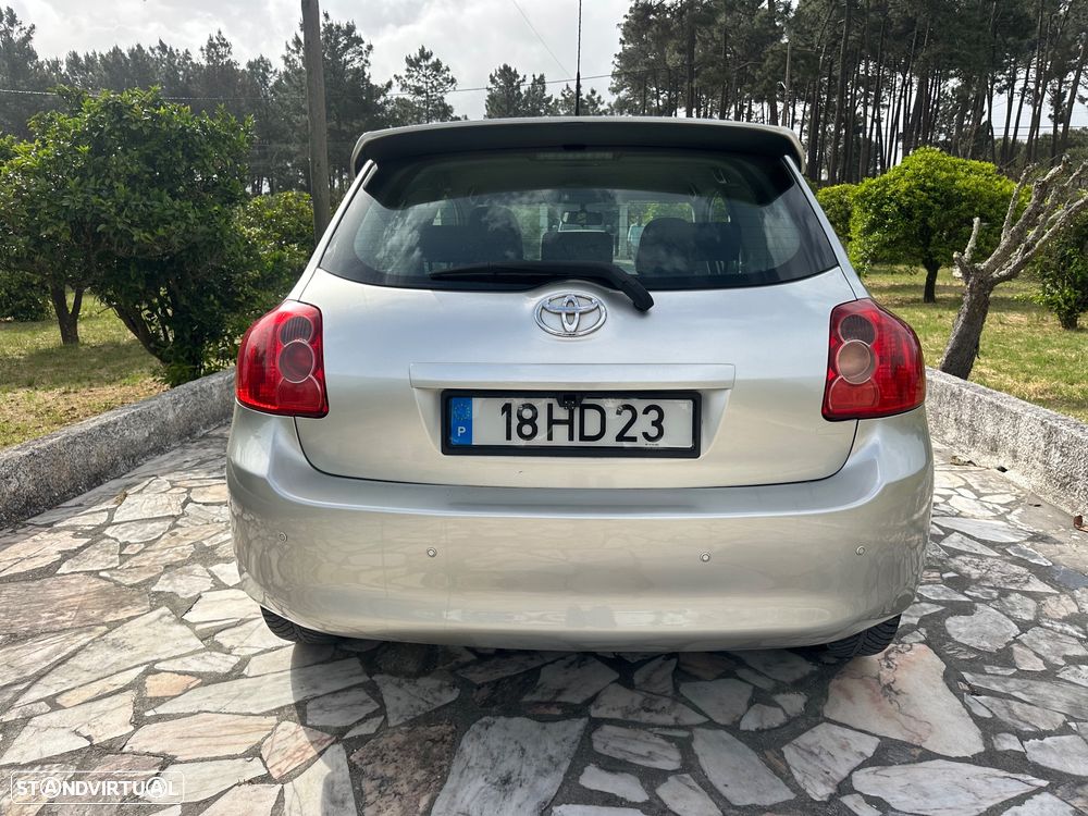 Toyota Auris 1.4 D-4D AC - 6