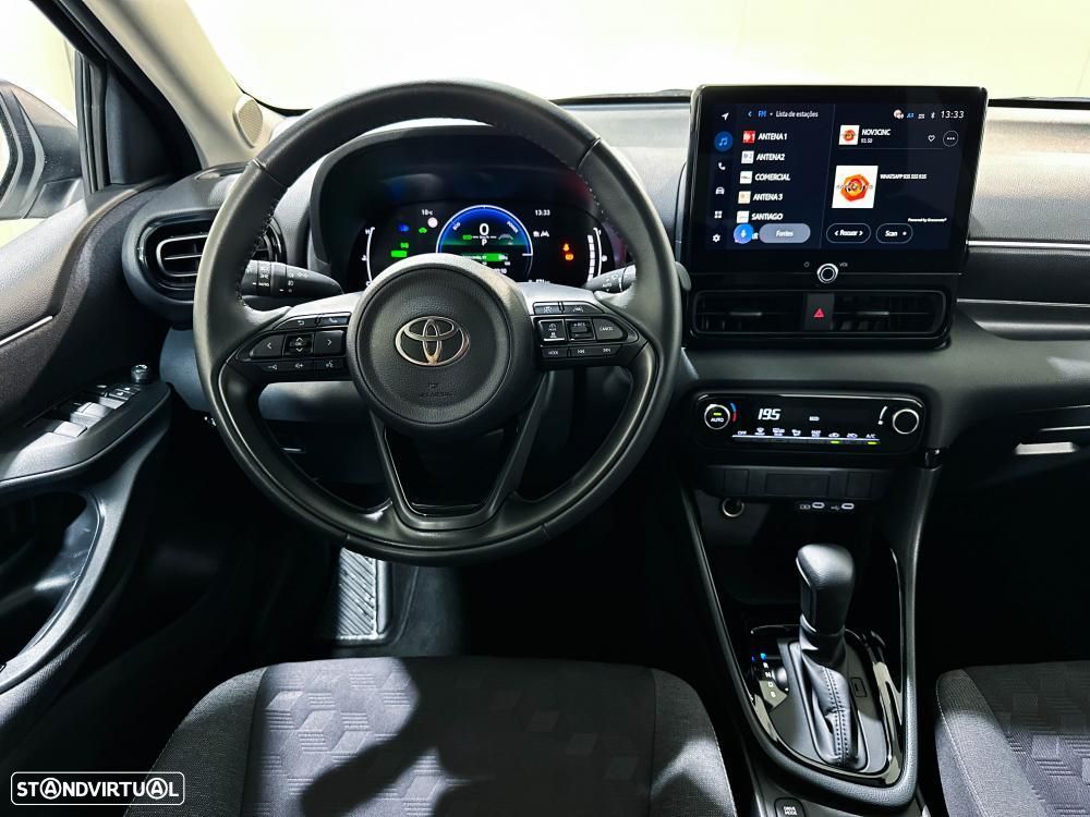Toyota Yaris 1.5 HDF Premier Edition - 18